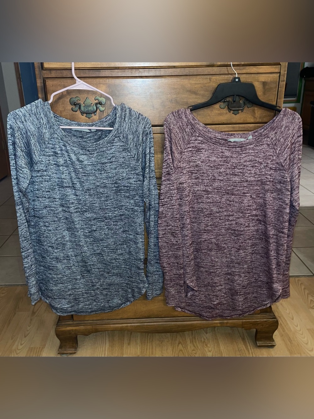 Lot of 2 Athleta Soft Marled Long-Sleeve Athletic Tops, Charcoal &Plum Heather